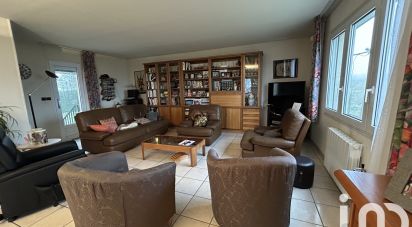 House 7 rooms of 142 m² in Saint-Clair-sur-Epte (95770)