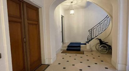 Apartment 6 rooms of 156 m² in Paris (75007)