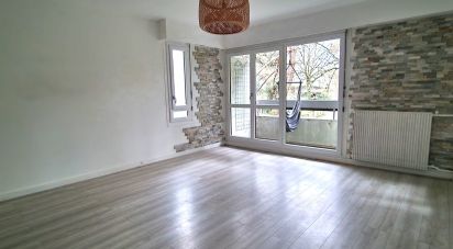 Appartement 3 pièces de 67 m² à Les Ulis (91940)