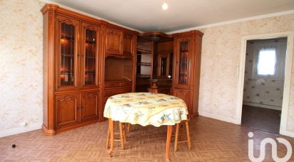 Traditional house 4 rooms of 67 m² in Brunoy (91800)