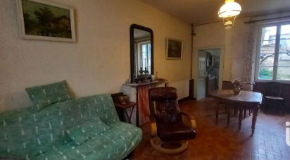 Traditional house 5 rooms of 141 m² in Rouillac (16170)