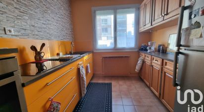 Apartment 3 rooms of 65 m² in Nantes (44300)