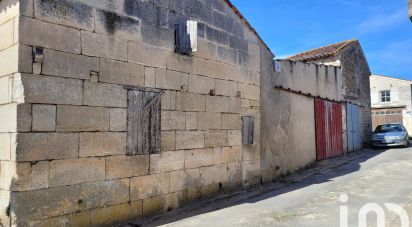 Barn conversion 3 rooms of 194 m² in Dompierre-sur-Charente (17610)