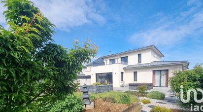 Architectural house 6 rooms of 160 m² in Plérin (22190)