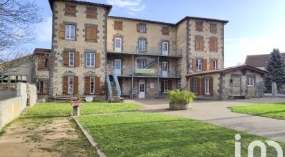 Building in Thuret (63260) of 600 m²