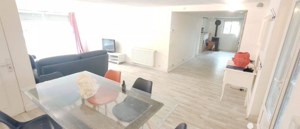 Maison 5 pièces de 144 m² à Espiet (33420)