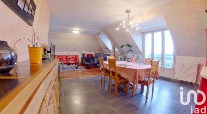 Apartment 5 rooms of 93 m² in Mayenne (53100)