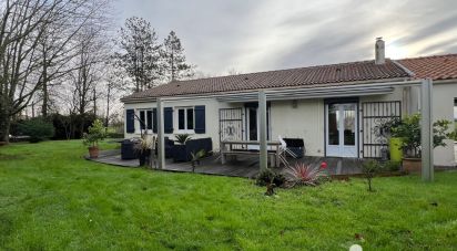 Maison traditionnelle 6 pièces de 95 m² à Saint-Lumine-de-Clisson (44190)