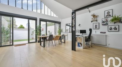 Maison de ville 9 pièces de 230 m² à Suresnes (92150)