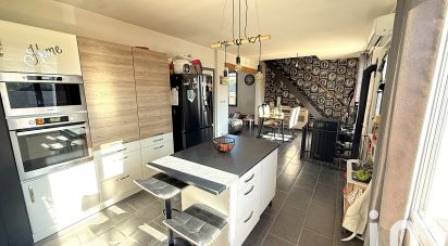 Maison 6 pièces de 97 m² à Bollène (84500)