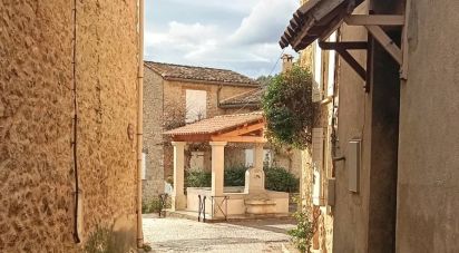 Village house 6 rooms of 126 m² in Pierrelongue (26170)