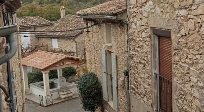 Village house 6 rooms of 126 m² in Pierrelongue (26170)