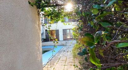 Traditional house 6 rooms of 138 m² in Pézenas (34120)