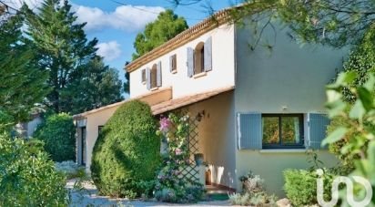 Maison de campagne 5 pièces de 225 m² à Lussan (30580)