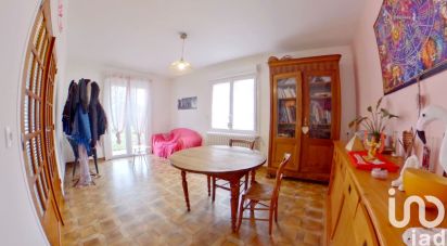 Traditional house 5 rooms of 125 m² in Louverné (53950)