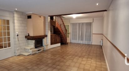 Traditional house 4 rooms of 100 m² in Vendin-le-Vieil (62880)