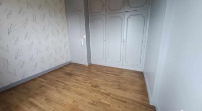 Apartment 3 rooms of 49 m² in Troyes (10000)