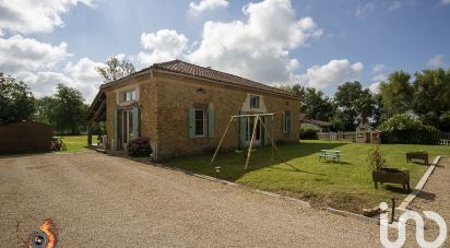 Maison traditionnelle 12 pièces de 360 m² à Villeneuve-de-Marsan (40190)