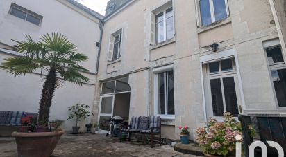 Mansion 7 rooms of 278 m² in Vendôme (41100)