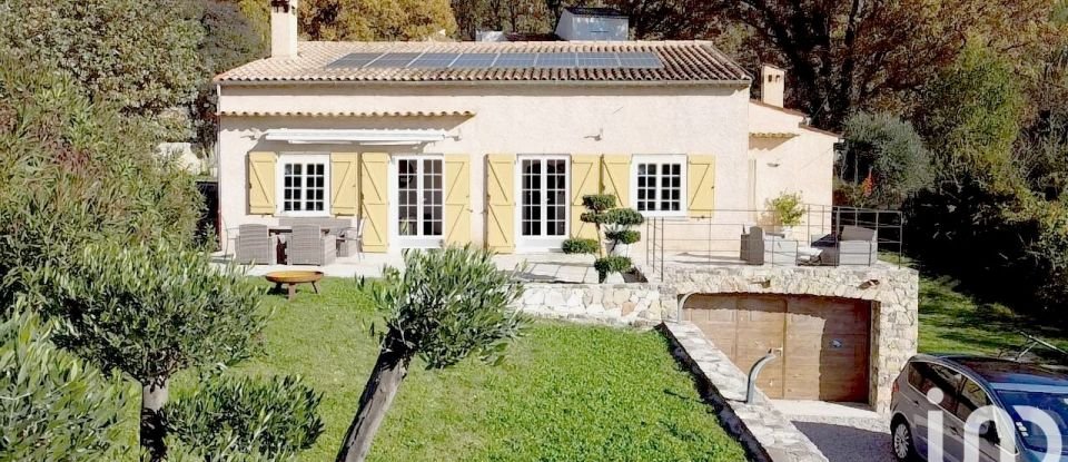 Traditional house 5 rooms of 192 m² in Montauroux (83440)