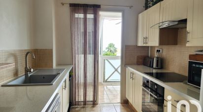 Apartment 5 rooms of 121 m² in SAINT-GILLES-LES-BAINS (97434)