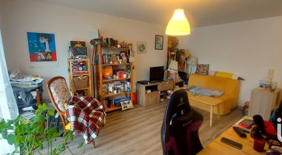 Apartment 2 rooms of 44 m² in Poitiers (86000)