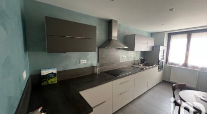 Maison 3 pièces de 95 m² à Orgelet (39270)