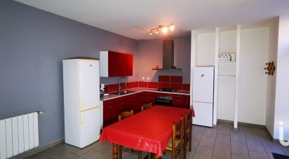 Maison 4 pièces de 80 m² à Saint-Martin-de-la-Cluze (38650)