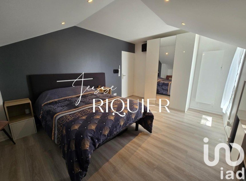 Apartment 6 rooms of 108 m² in Carrières-sur-Seine (78420)