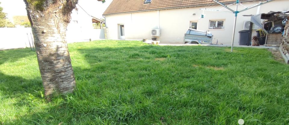 Longère 6 pièces de 170 m² à Saint-Aubin-des-Bois (28300)