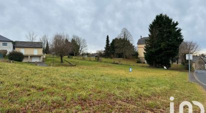 Land of 1,383 m² in Villefranche-de-Panat (12430)