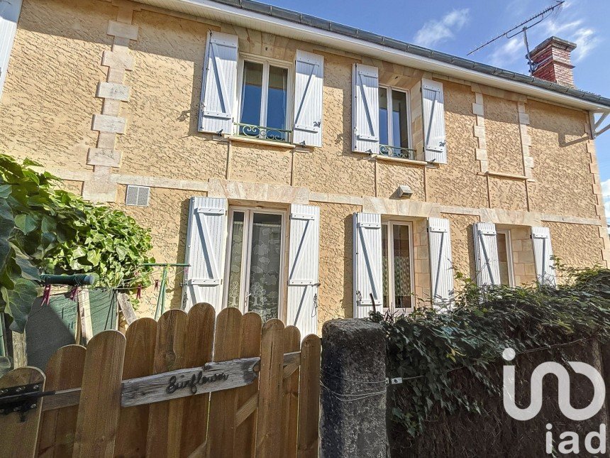 Maison de ville 6 pièces de 130 m² à Gujan-Mestras (33470)