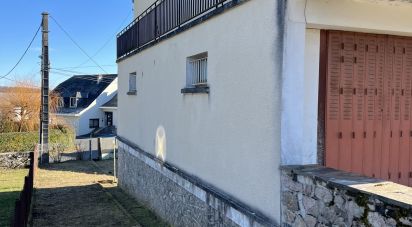 Traditional house 7 rooms of 120 m² in Mur-de-Barrez (12600)