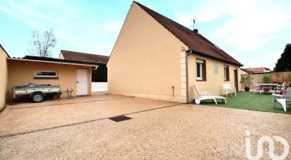 Maison traditionnelle 6 pièces de 125 m² à Saint-Mesmes (77410)