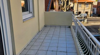 Apartment 3 rooms of 67 m² in Nice (06000)