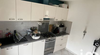 Maison traditionnelle 5 pièces de 85 m² à Poligny (77167)