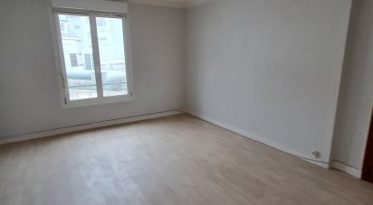 Appartement 4 pièces de 90 m² à Lorient (56100)