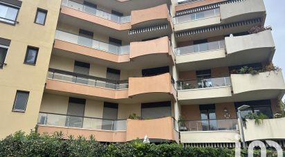 Appartement 2 pièces de 52 m² à Saint-Raphaël (83700)