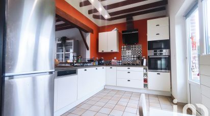 Maison 5 pièces de 123 m² à Aire-sur-la-Lys (62120)