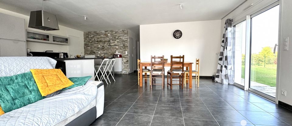 Maison 4 pièces de 107 m² à Crevin (35320)