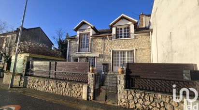 Maison de ville 6 pièces de 115 m² à Moret Loing et Orvanne (77250)