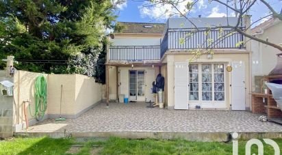 Maison 9 pièces de 169 m² à Moissy-Cramayel (77550)