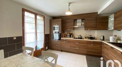 Maison 9 pièces de 169 m² à Moissy-Cramayel (77550)