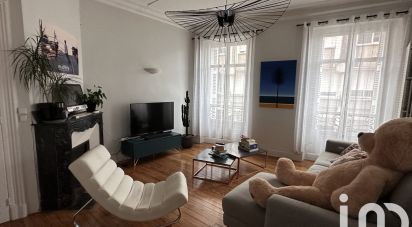 Apartment 3 rooms of 94 m² in Pau (64000)