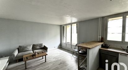 Appartement 2 pièces de 49 m² à Chilly-Mazarin (91380)