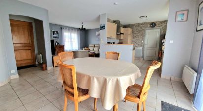 Maison 5 pièces de 97 m² à Essarts en Bocage (85140)