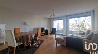 Apartment 2 rooms of 66 m² in Bruges (33520)