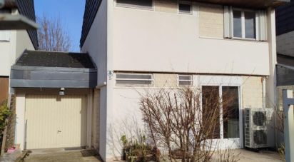 House 4 rooms of 96 m² in Bourges (18000)