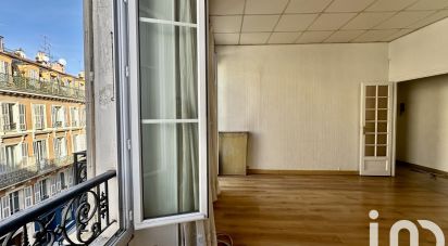 Appartement 4 pièces de 77 m² à Nice (06000)