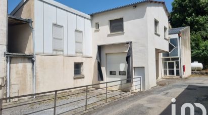 Maison 17 pièces de 900 m² à Lacaune (81230)